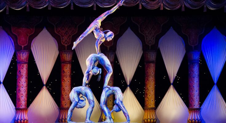 acrobats 412011 1280