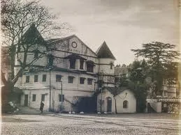 "सेवॉय" - मसूरी देश का पहला होटल. | Mussoorie is the country's first hotel 1 hotel